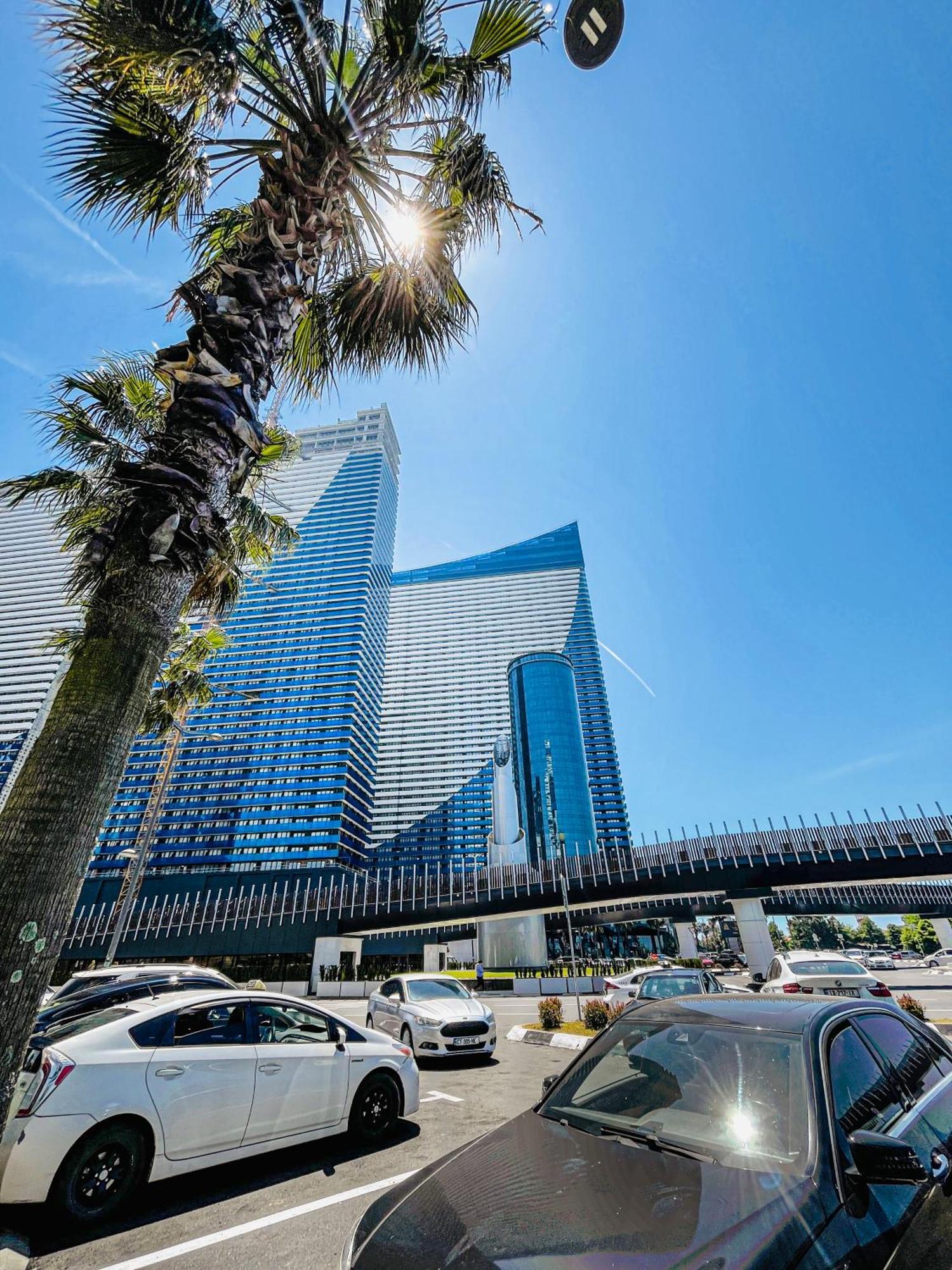Seaside Vip Hotel Batumi Exterior photo